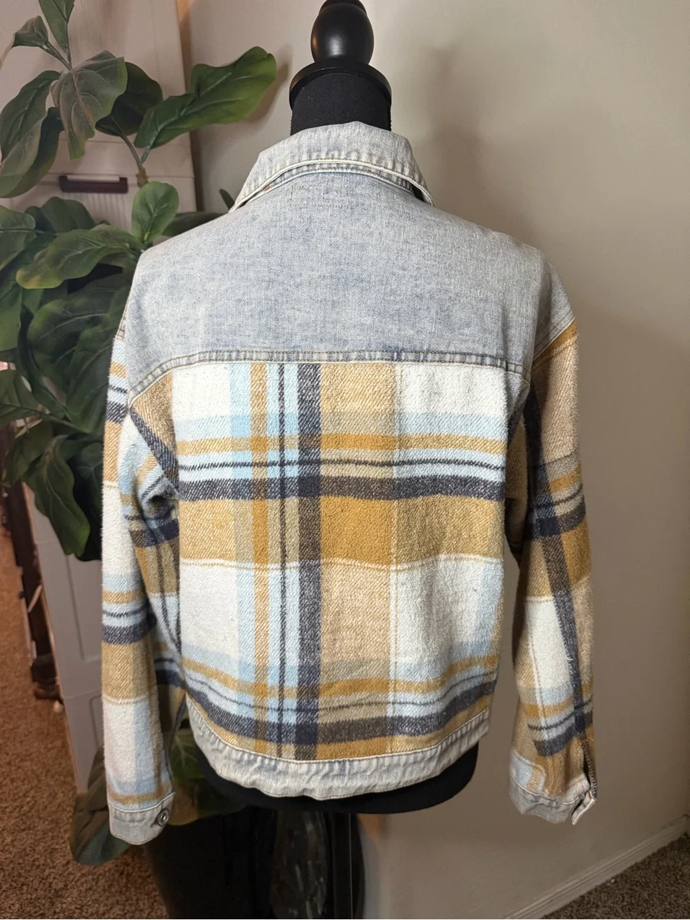 Umgee Light Wash Denim Jacket with Tan & Sky Blue Plaid